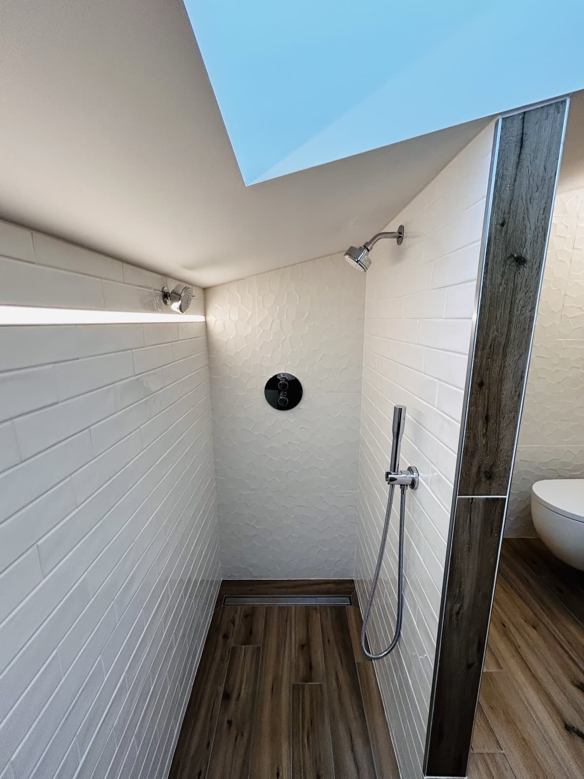 Douche italienne dans une suite parentale